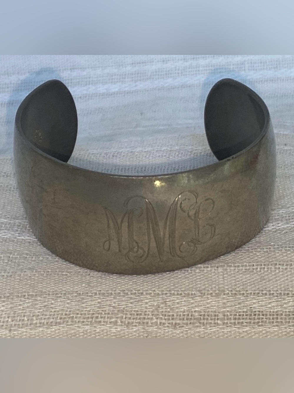 VTG MJ Enterprises Pewter Cuff Bracelet, Monogrammed MML, 1970s Estate Jewelry
